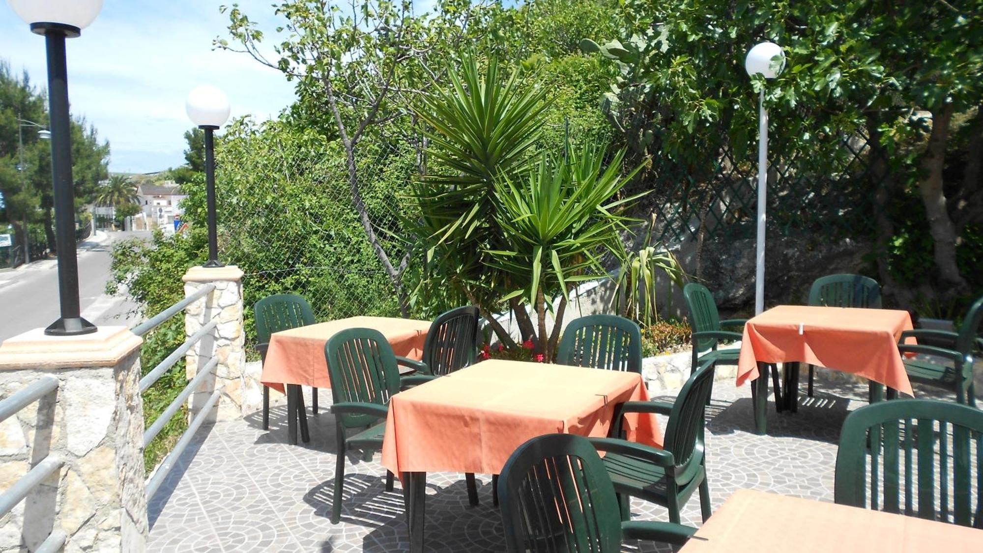 Hotel Piccolo Paradiso Пескичи Экстерьер фото