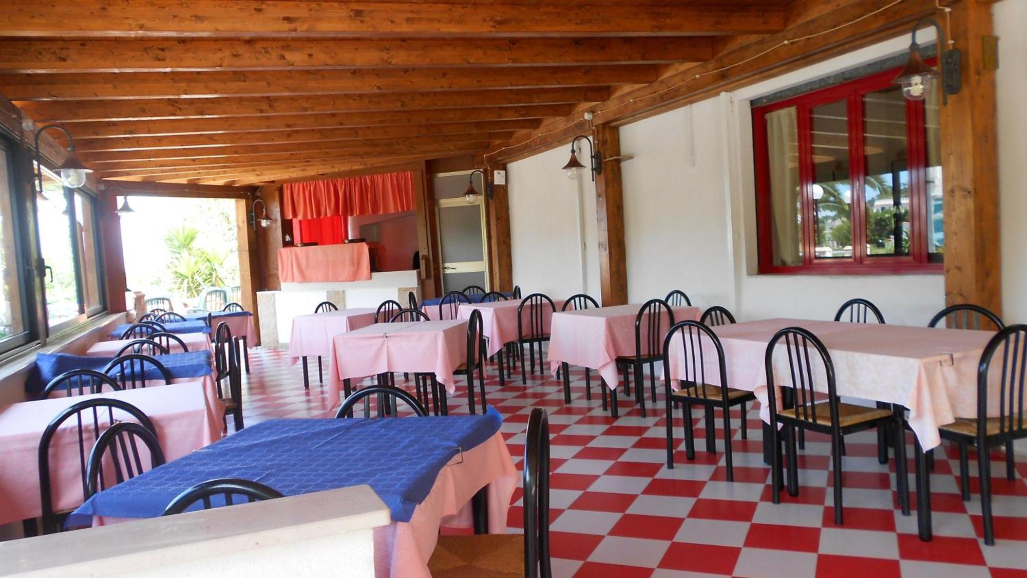 Hotel Piccolo Paradiso Пескичи Экстерьер фото