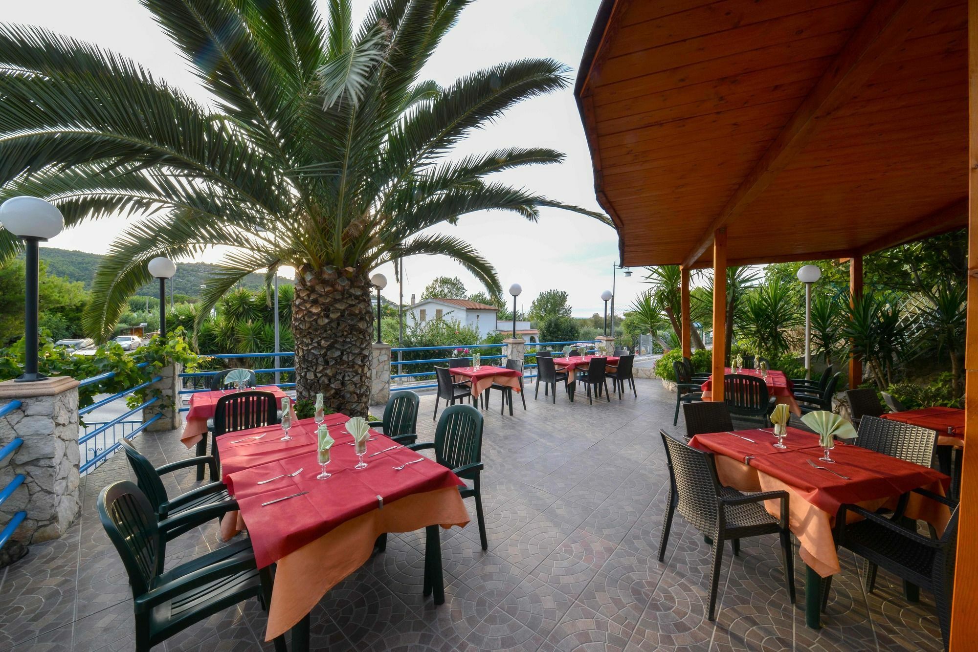 Hotel Piccolo Paradiso Пескичи Экстерьер фото